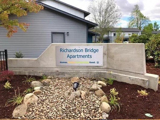 Photo - Richardson Bridge