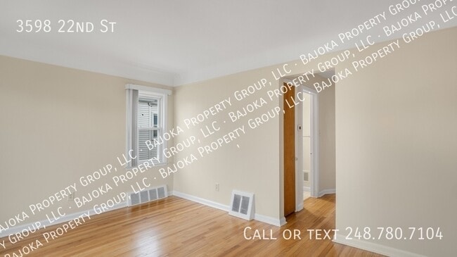 Photo - 3598 22nd St
