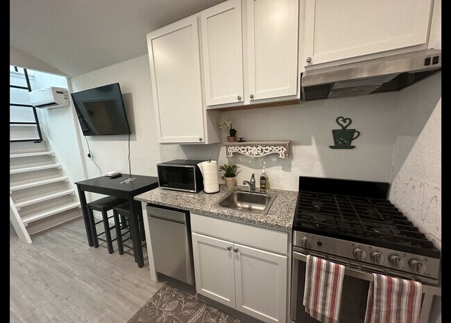 Photo - Modern & Bright Tiny Home