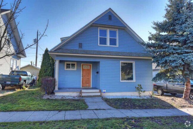 Building Photo - 1709 W Spofford Ave Rental