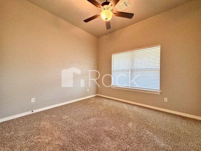 Photo - 19113 Grove Pkwy
