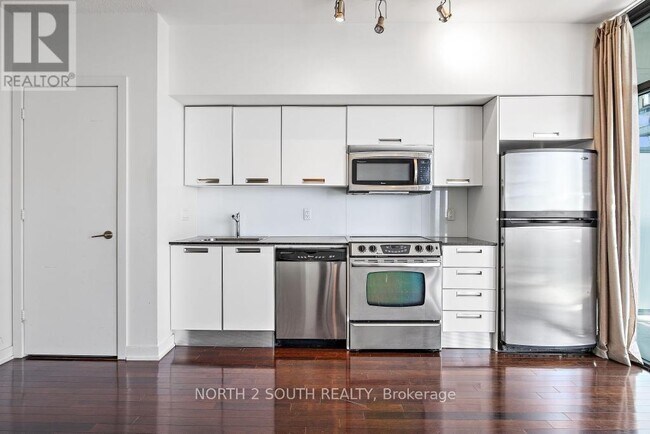 Photo - 33 Charles St E Unité 3309