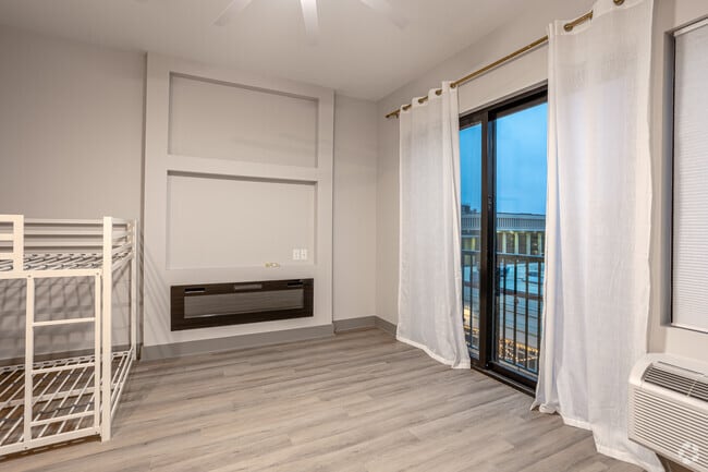 Studio - 500SF - Living Area - Apartments on Main