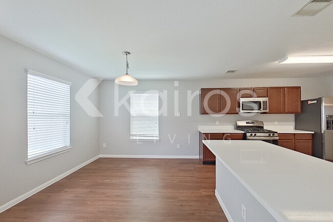 Photo - 871 Darbydale Crossing Ln