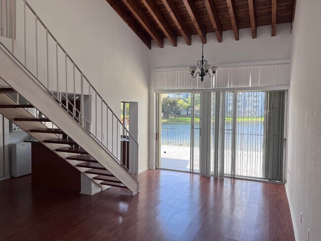 Dining Room - 9137 Fontainebleau Blvd