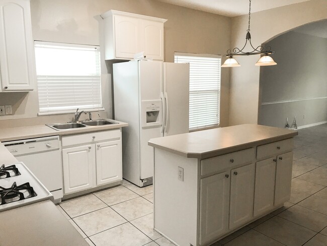 Photo - 13828 Guildhall Cir