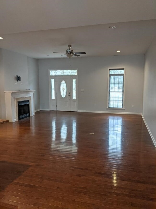 Photo - 16082 Cashville Rd