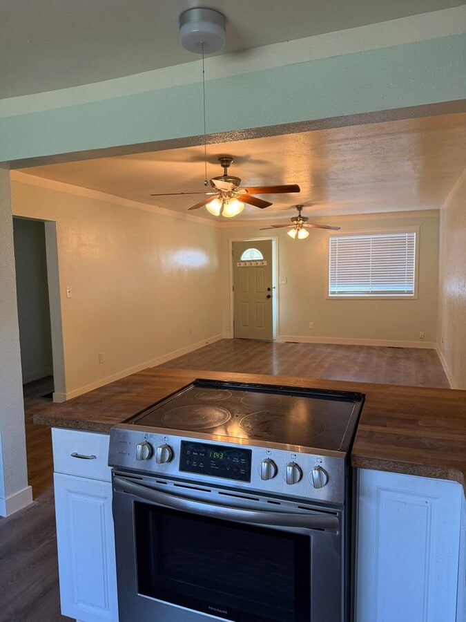 Photo - 430 W Kennedy St