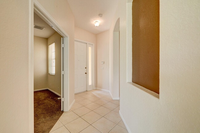 Photo - 688 Stanford Ln