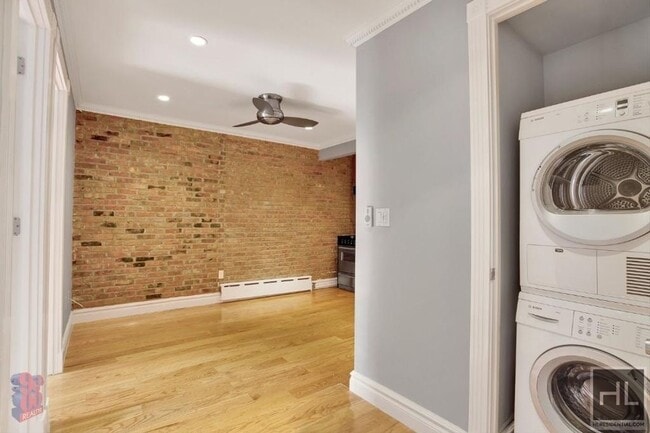 Photo - East 9th Street Unit 7