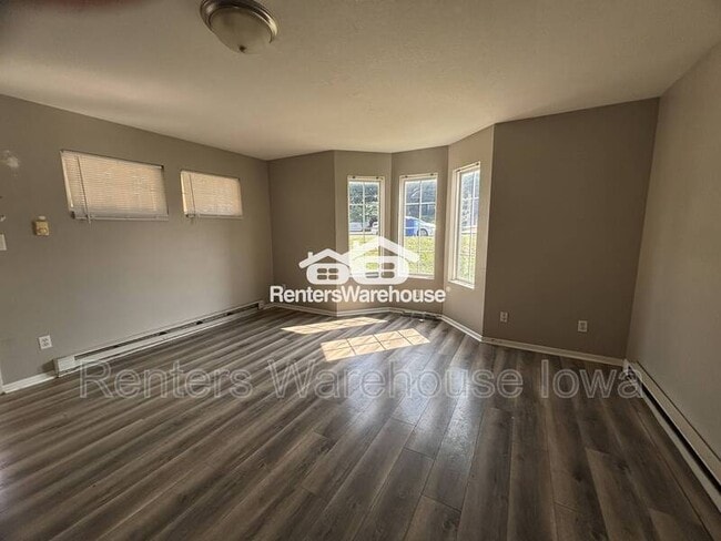 Photo - 2905 Hickman Rd