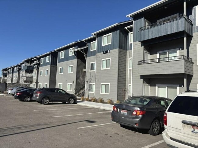 Building Photo - 3 bedroom in Caldwell ID 83605 Rental