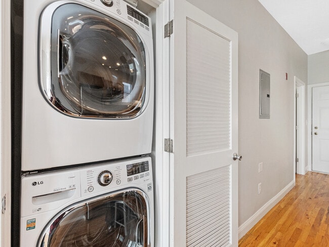43 Jefferson St Unit 3