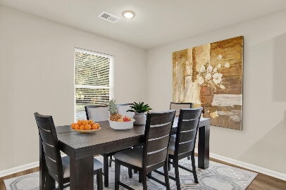 "4-Bed, 2-Bath Retreat in Memphis – Your Perfect Sanctuary Awaits!"