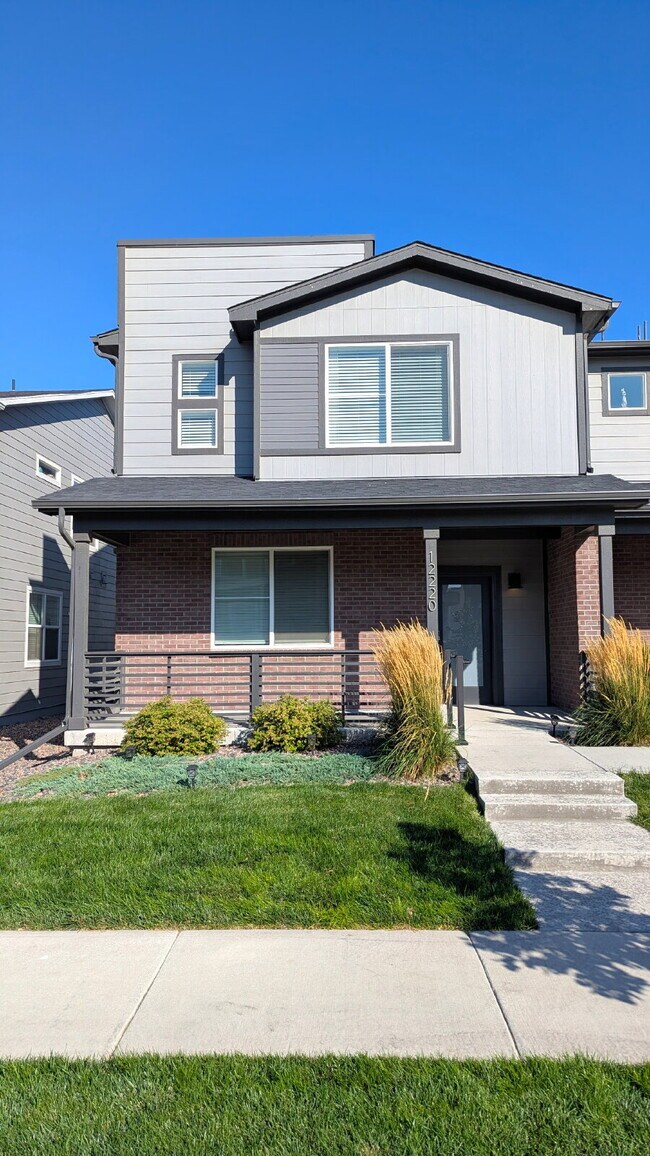 Building Photo - Stunning 3-Bed Townhome in Northglenn w/ 2...