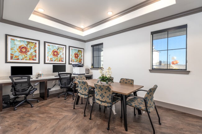 Photo - Applewood Ranch Apartments