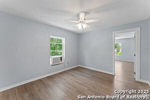 Building Photo - 2503 W Houston St Rental