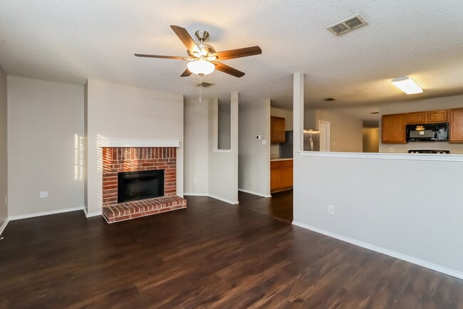 Photo - 4229 Gray Fox Dr