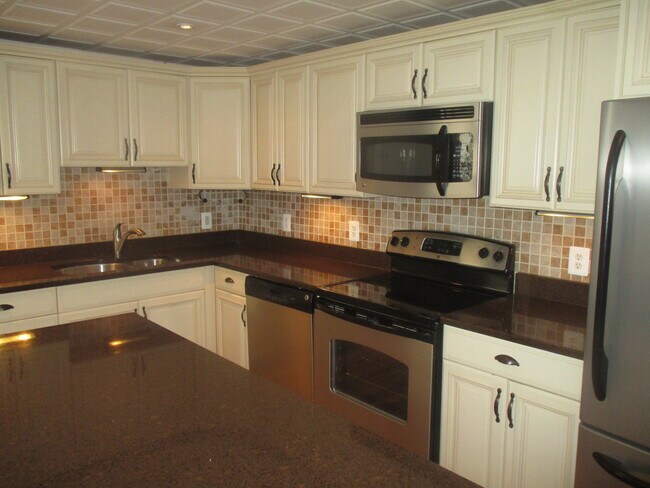 Photo - Townhome for rent in Upper Fells Point (Butcher's Hill) Unit Main