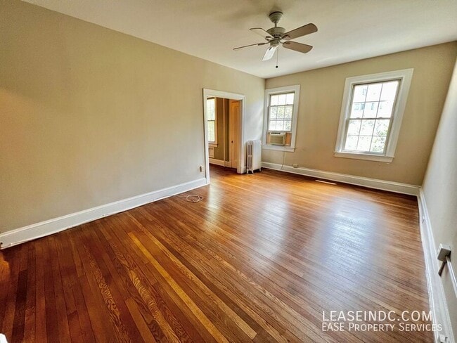 Photo - 5402 Connecticut Ave NW Unit #401