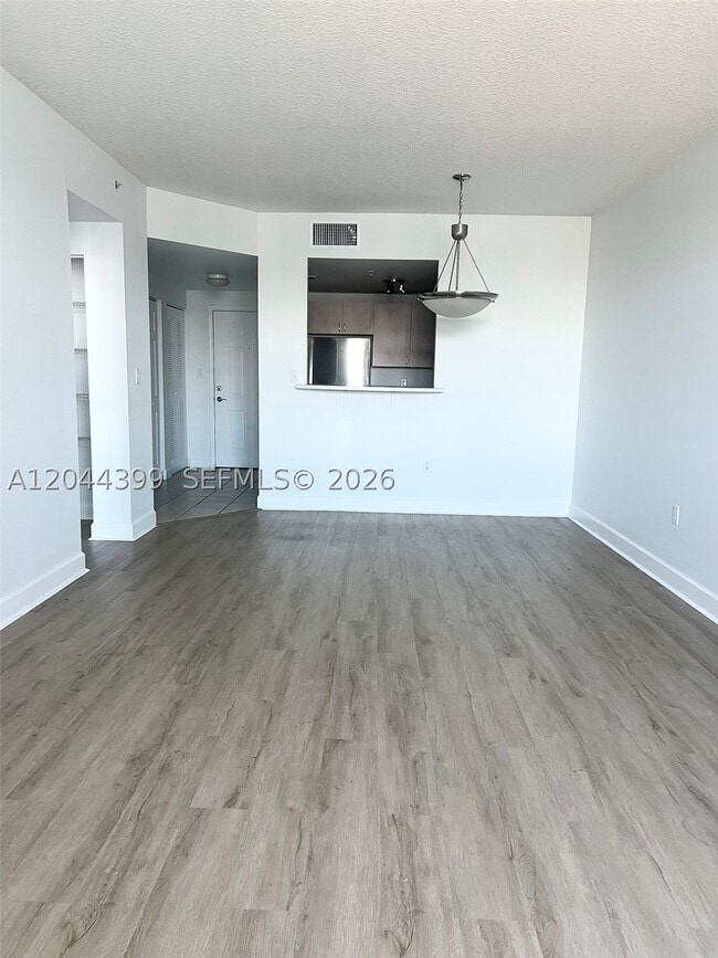 Building Photo - 50 Menores Ave Unit 720
