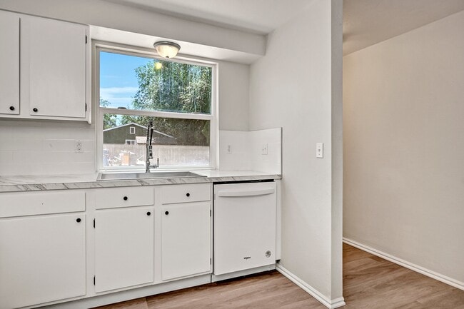 Photo - 3110 Cherry Ln Unit B