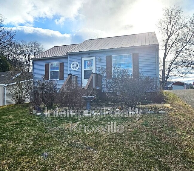 Photo - 424 E Moody Ave