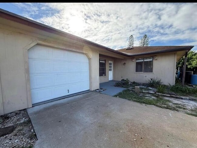 Photo - 8736 SE Algozzini Pl