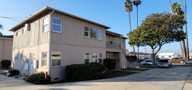 Photo - Midtown Ventura 2+1 Apartment near CMH
