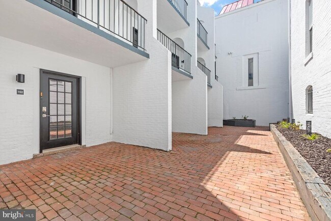 Photo - 207 S Patrick St Apartment Unit 102