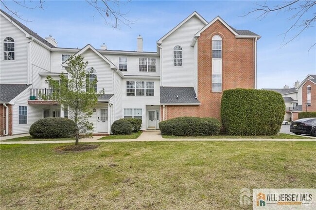 Building Photo - 1400 Plymouth Rd Rental