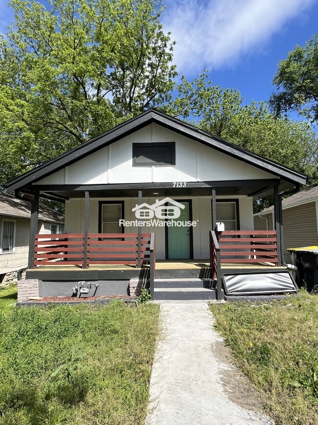 Building Photo - 7133 Agnes Ave