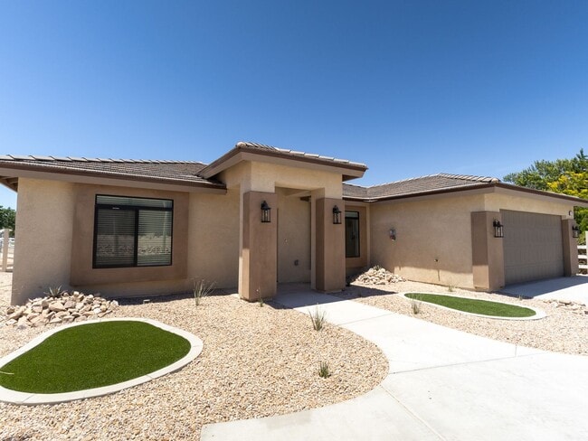Building Photo - SPRING VALLEY LAKE EQUESTRIAN AREA - BRAND NEW CONSTRUCTION 3 BEDROOM