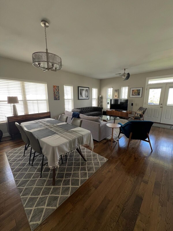 Photo - 105 Woodside Cir