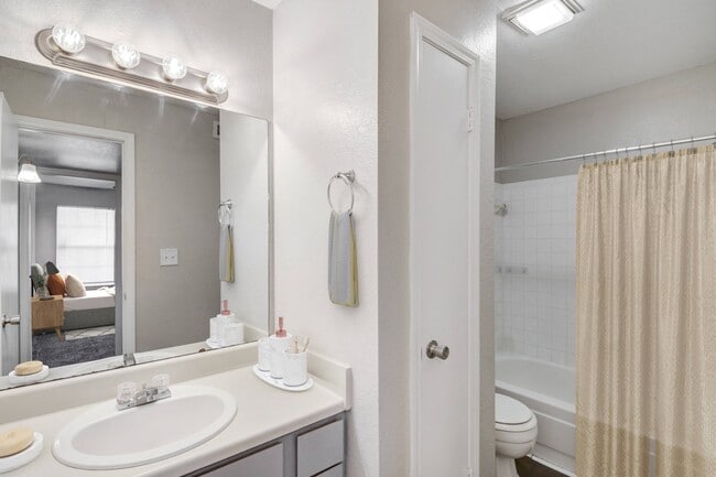 Photo - Fountainhead Apartments