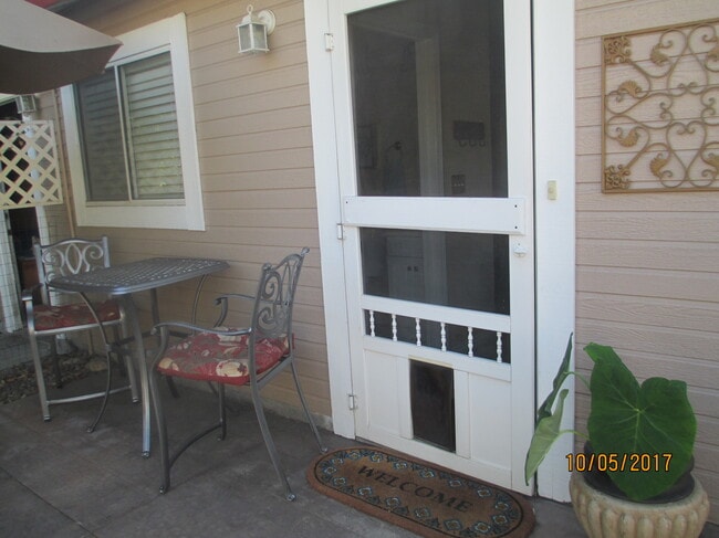 Photo - 733 N 1st Ave