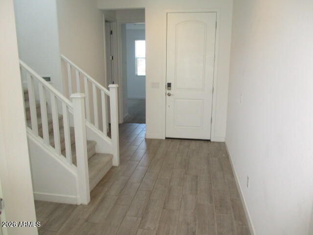 3323 S Bridlewood