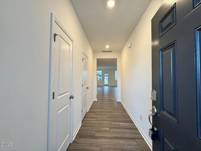 Photo - 209 Lily Patch Ln