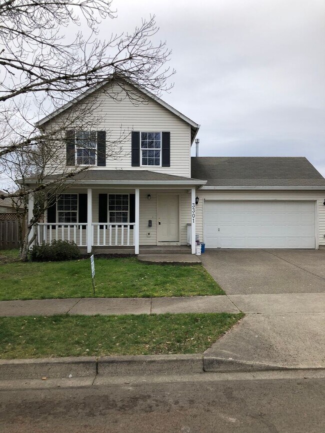 Building Photo - 3 Bedroom 2.5 bath house in Newberg