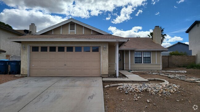 Building Photo - Charming one-story house