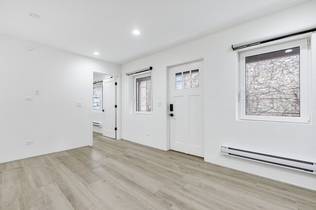 Photo - 1025 N Harlem Ave Unidad B