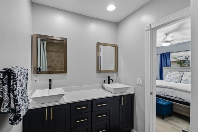 Photo - Northeast 17th Terrace, Fort Lauderdale, FL 33304 - 2 BR 2 BA house