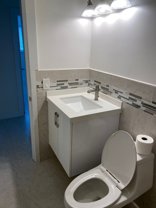 Photo - 1331 W 33rd St