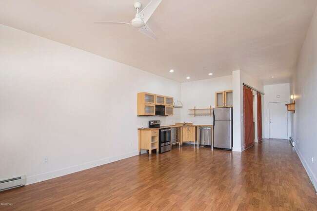 Photo - 705 Nogal Rd