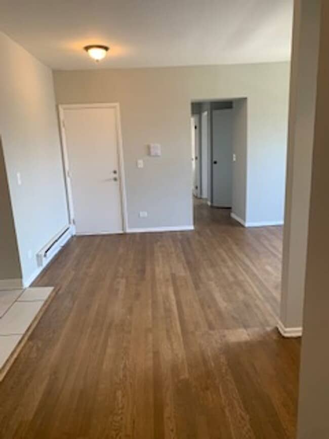 Photo - Rogers Park Three Bedroom/Two Bath New Renovation Unit 1714-2E