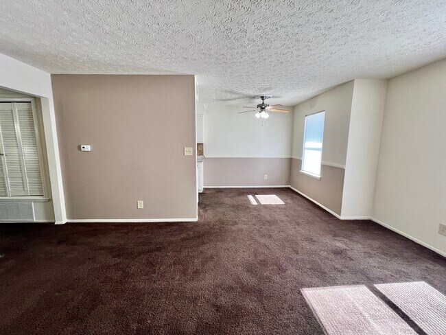 Photo - Jefferson Square Apartments