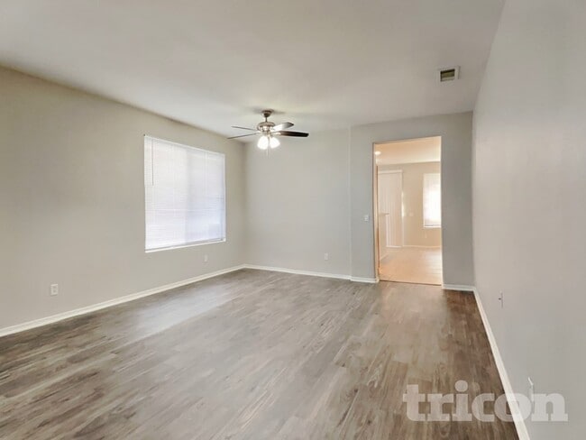 Photo - 6619 W Golden Ln