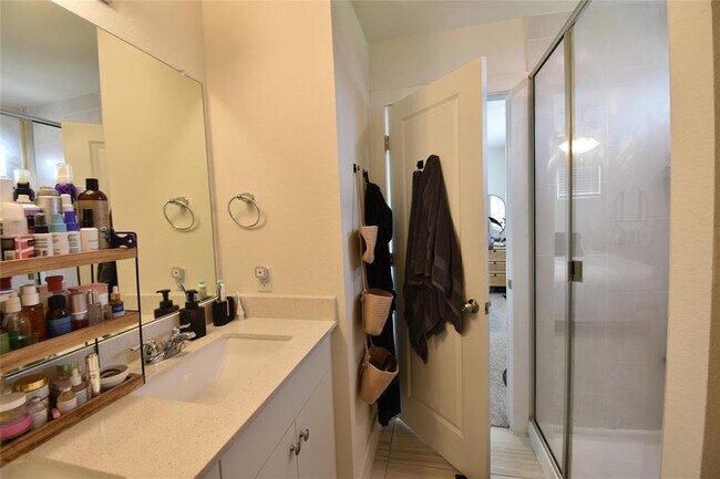 Photo - 331 Alamar Knot Way