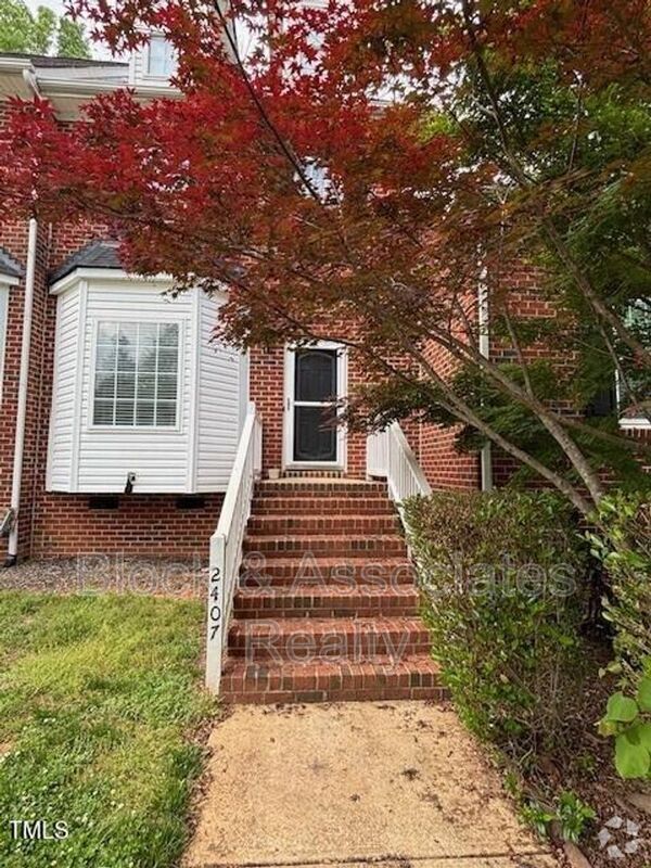 Building Photo - 2407 Trout Stream Drive Rental
