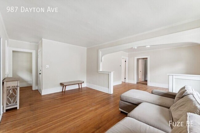 Photo - 987 Dayton Ave
